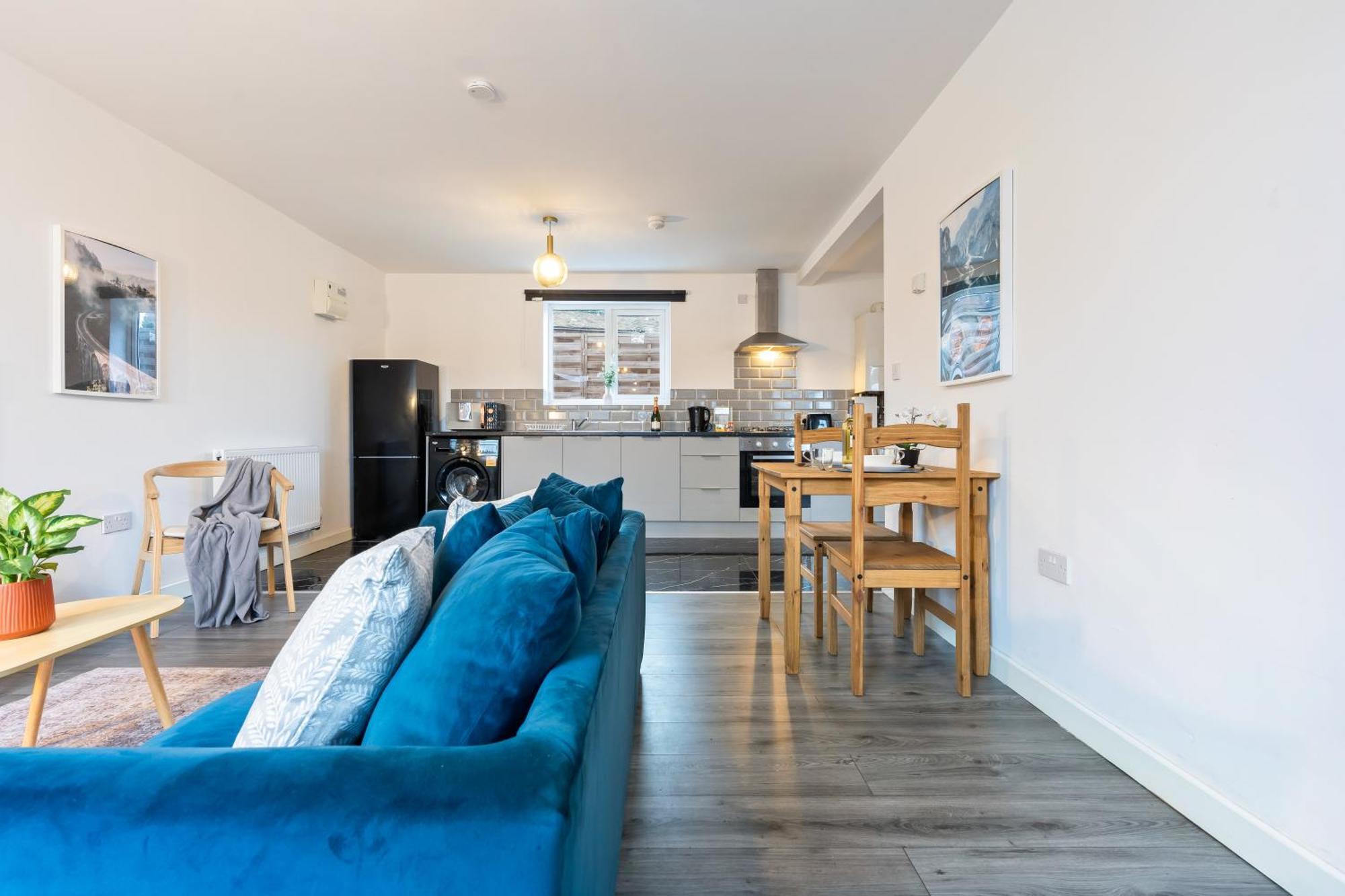 Stylish New Apartment - Free Wifi & Netflix - Top Rated - 3Mh Cradley Heath Exterior photo