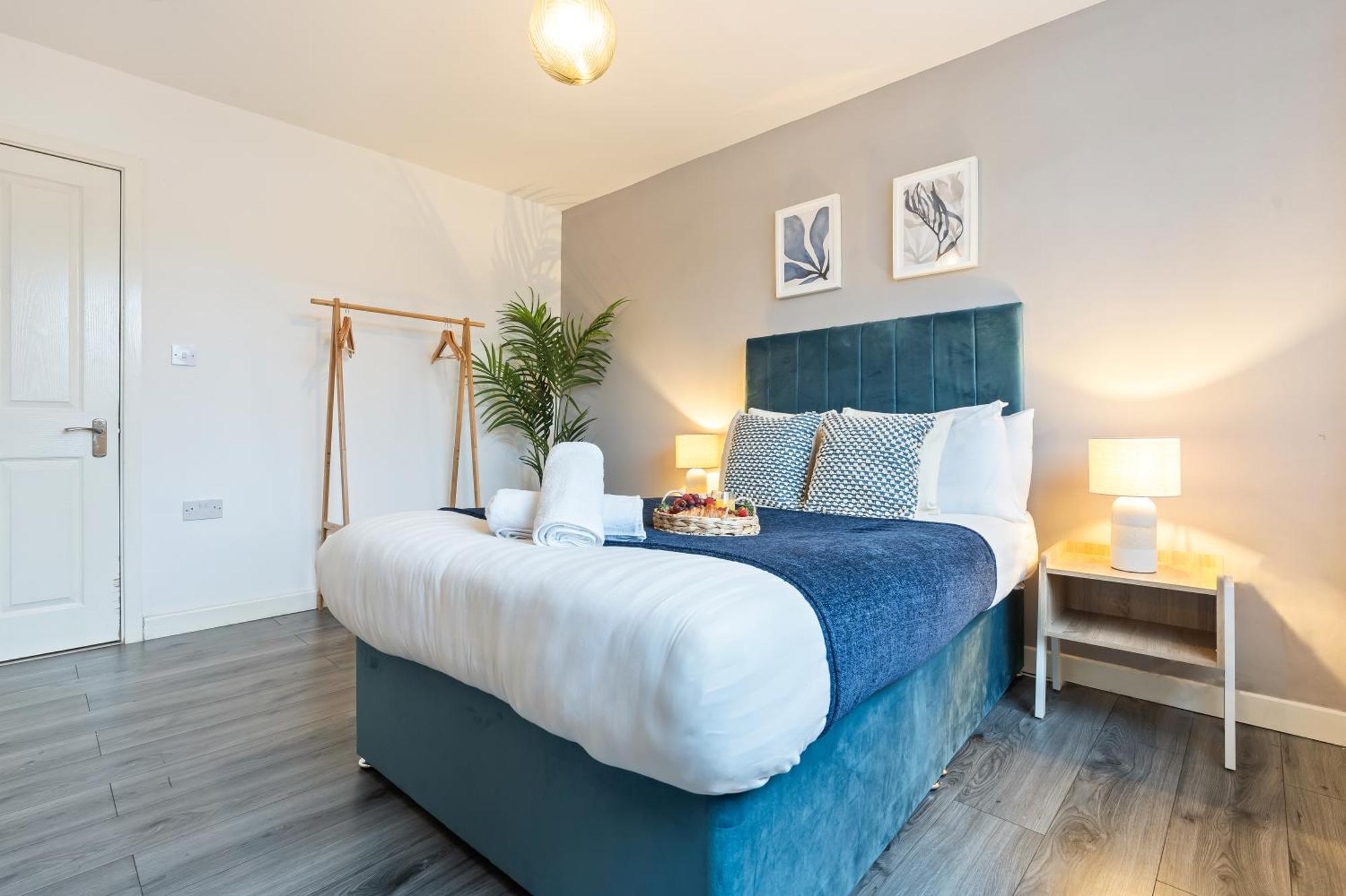 Stylish New Apartment - Free Wifi & Netflix - Top Rated - 3Mh Cradley Heath Exterior photo